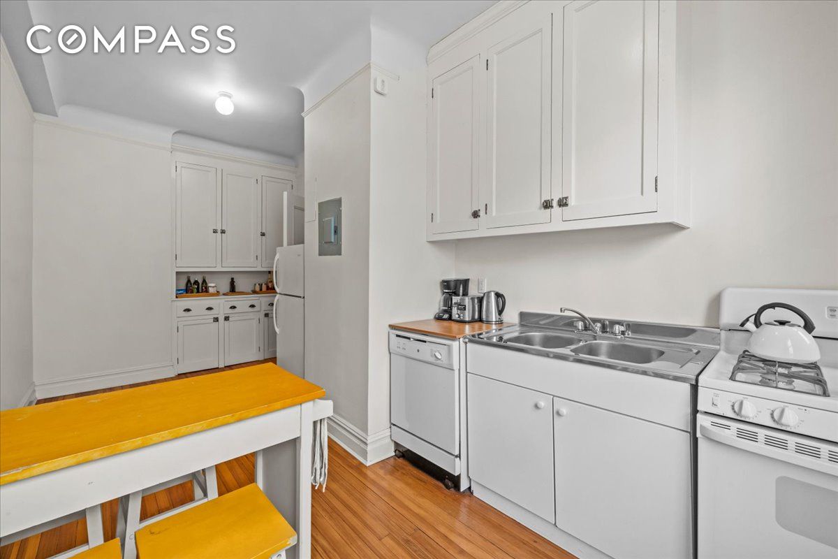 780 W End Avenue 4F