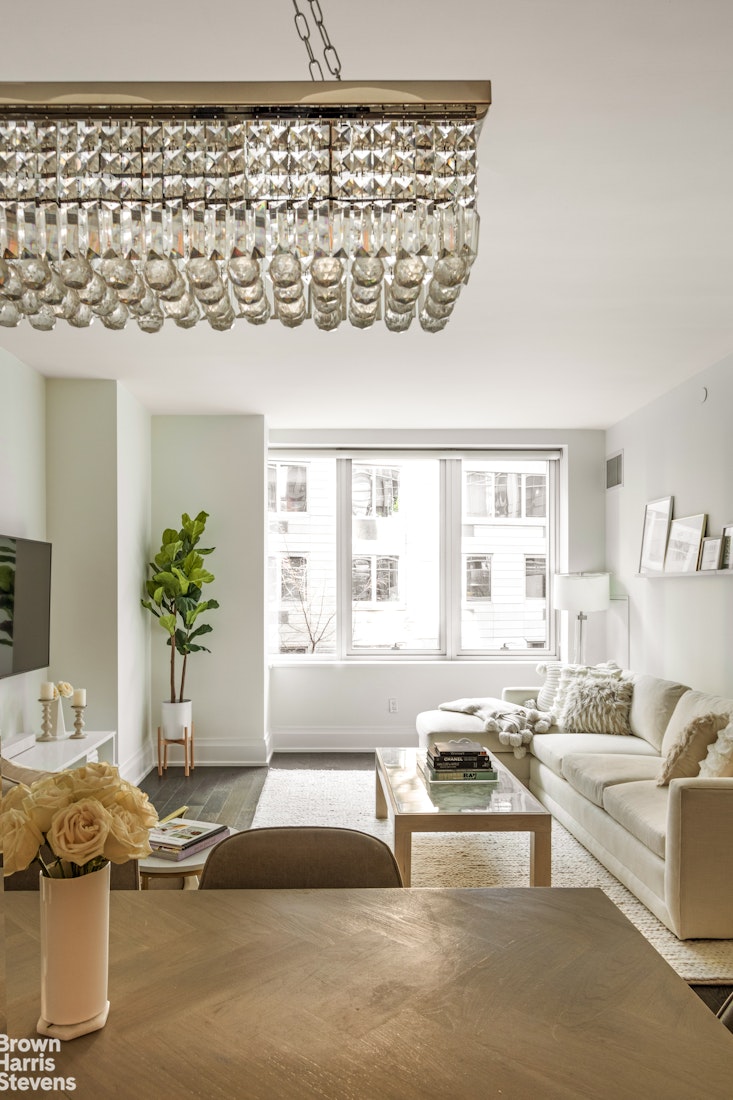 50 RIVERSIDE Boulevard 3H