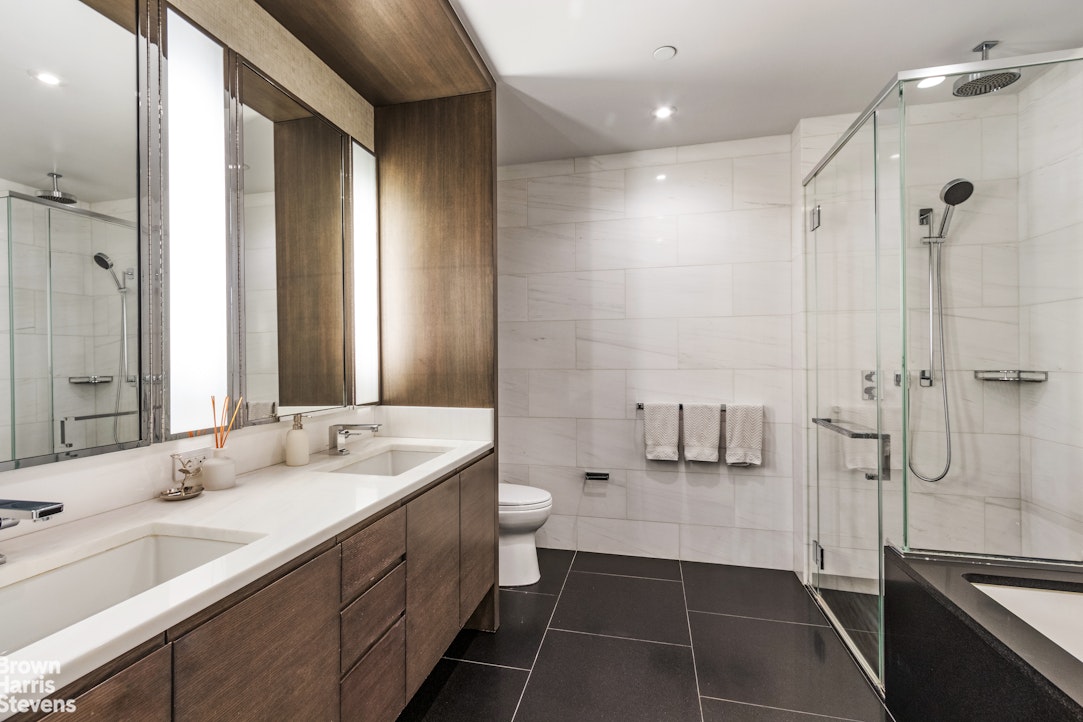 50 RIVERSIDE Boulevard 3H