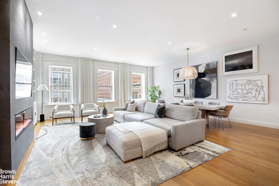 15 HUBERT Street PHB