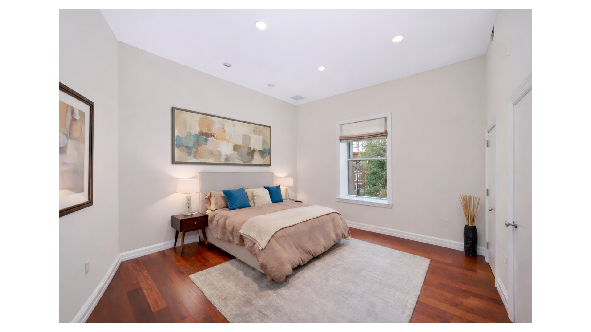2112 BROADWAY 4B
