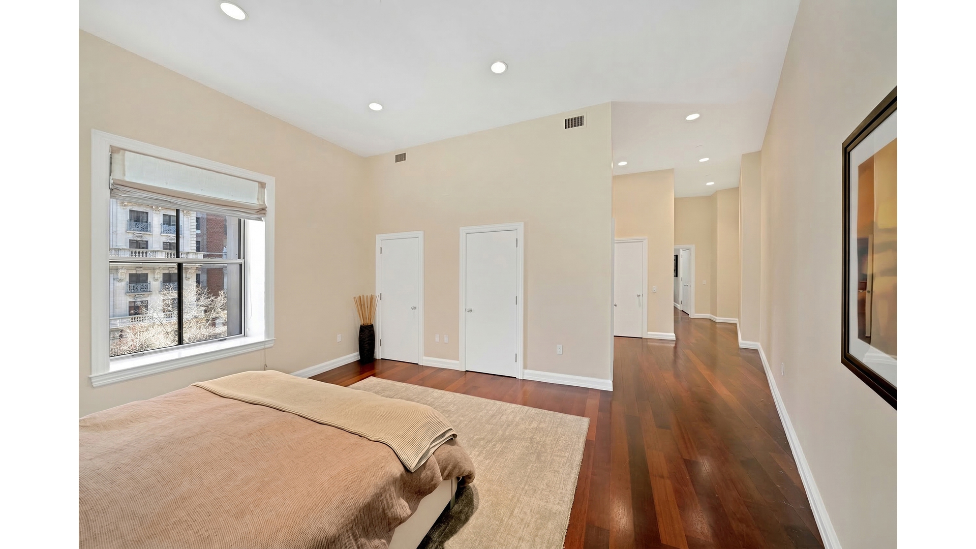 2112 BROADWAY 4B