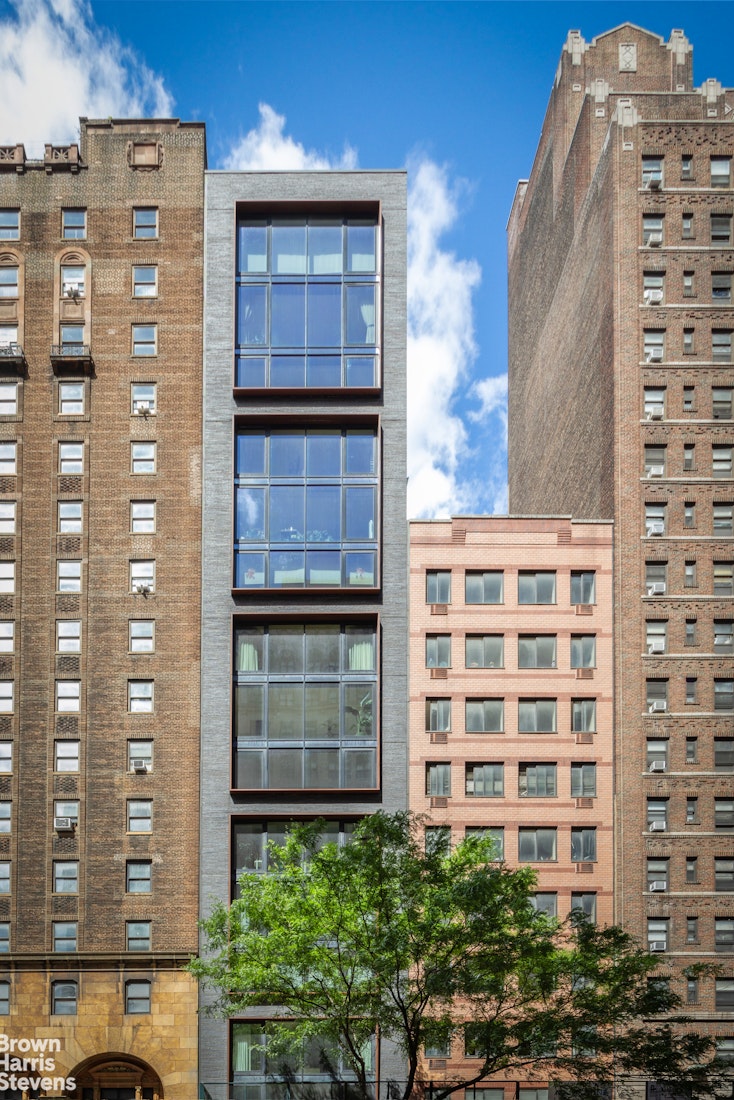 139 E 23RD Street 3