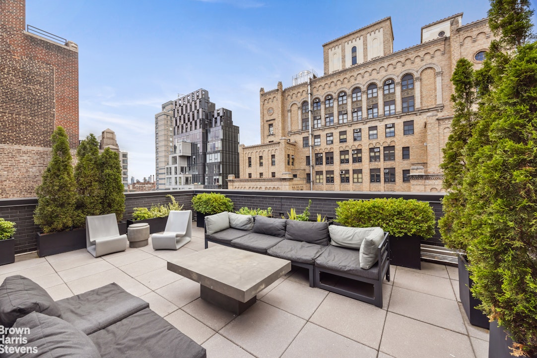 139 E 23RD Street 3