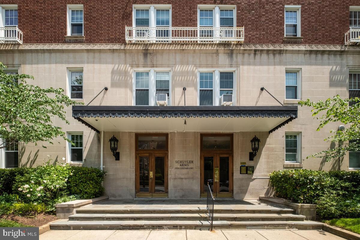 1954 Columbia Rd NW #610