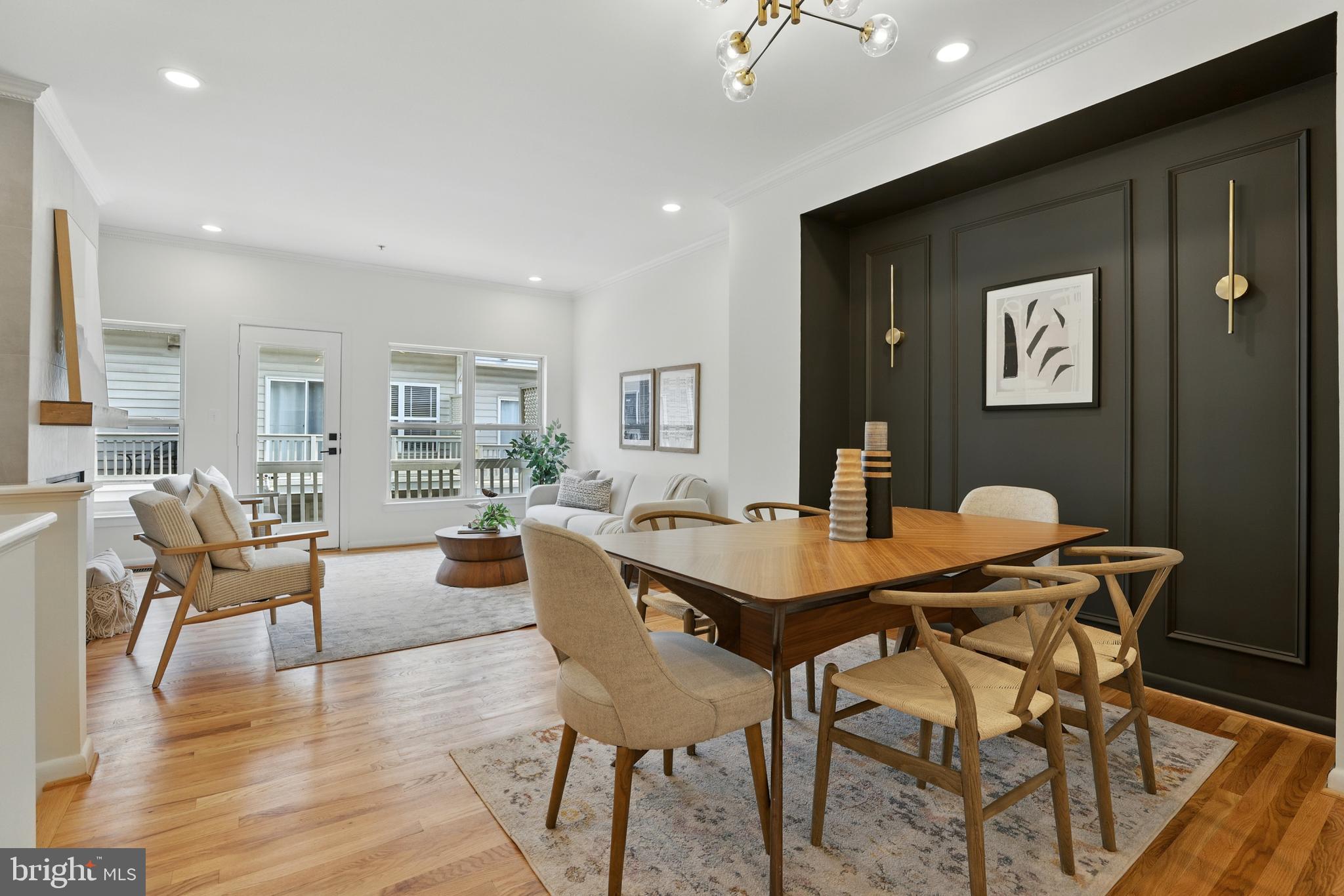 2127 12th Pl NW