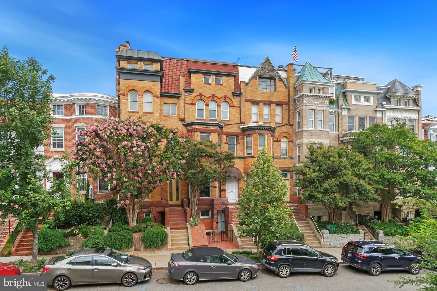 1845 Vernon St NW
