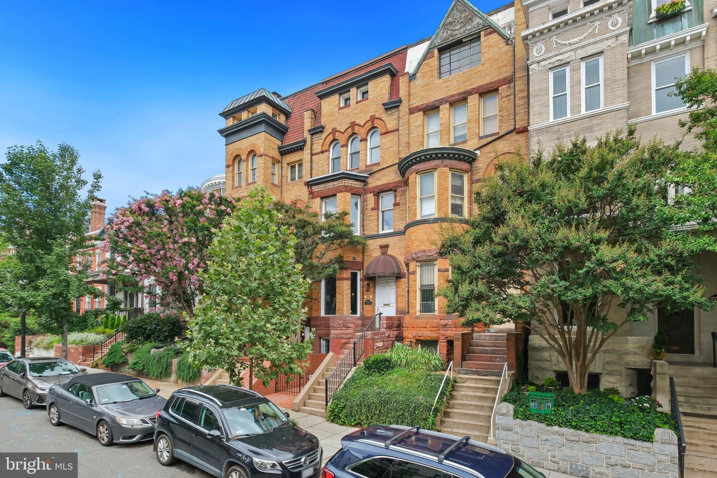 1845 Vernon St NW