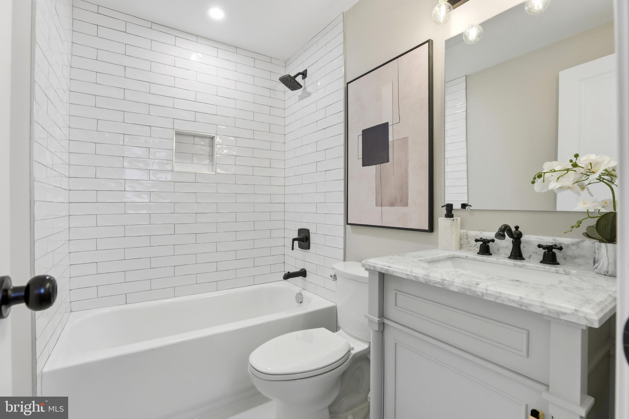 910 WESTMINSTER STREET NW