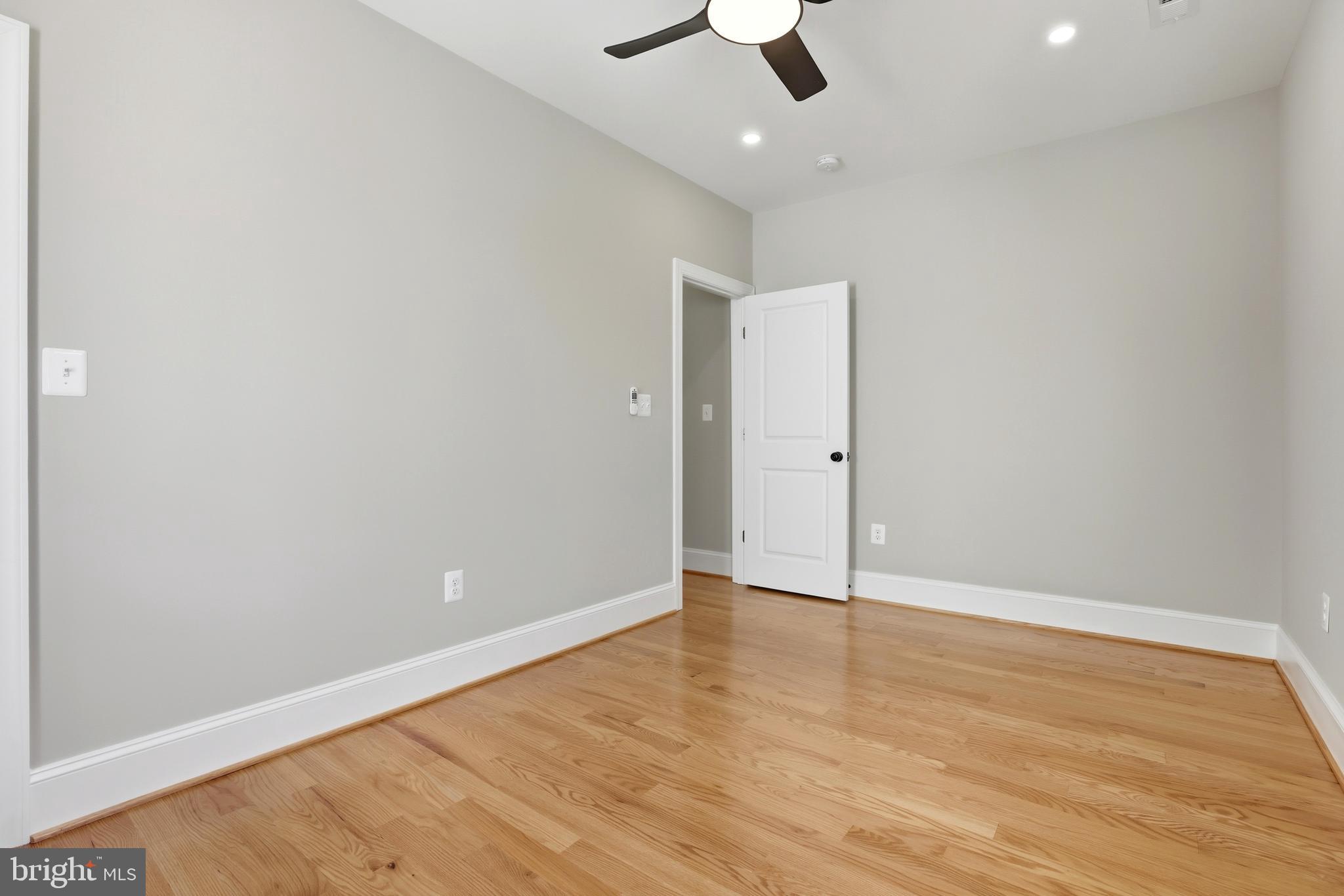 910 WESTMINSTER STREET NW