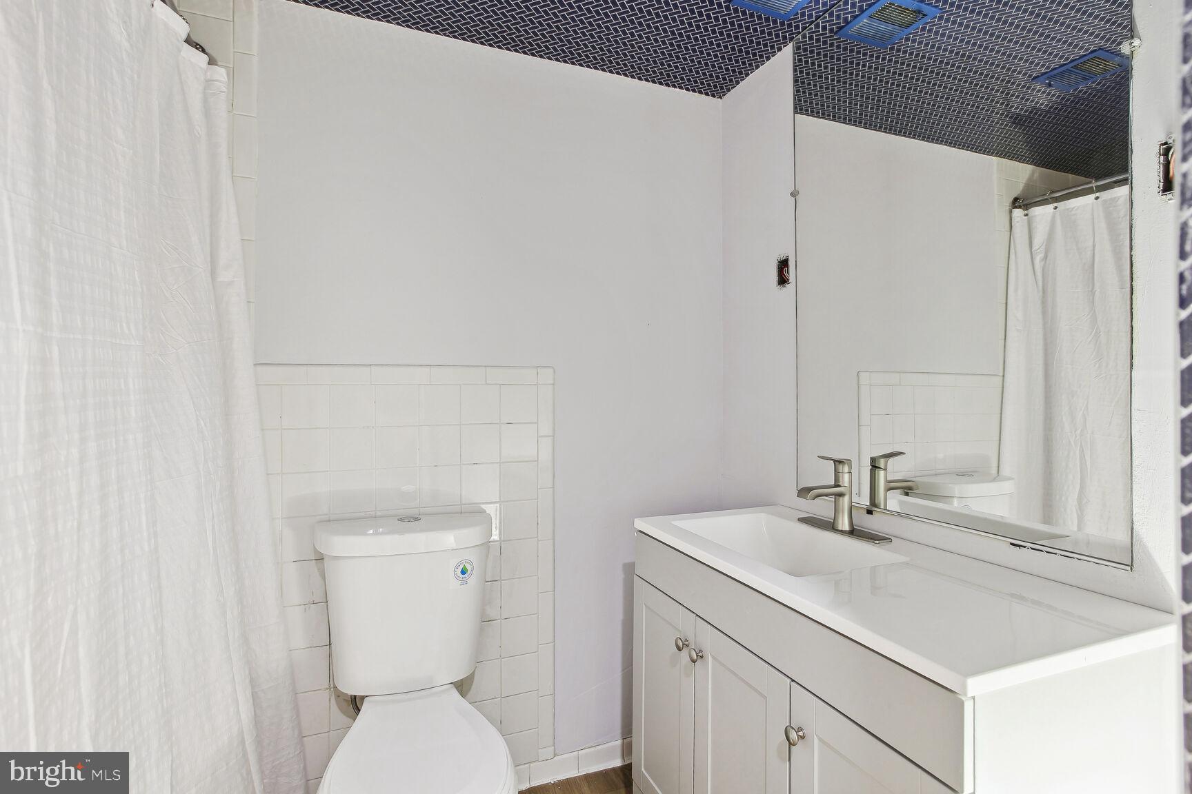 7 Slade Ave #405