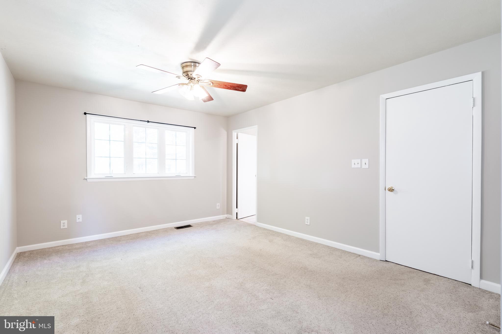 122 Hahn Rd