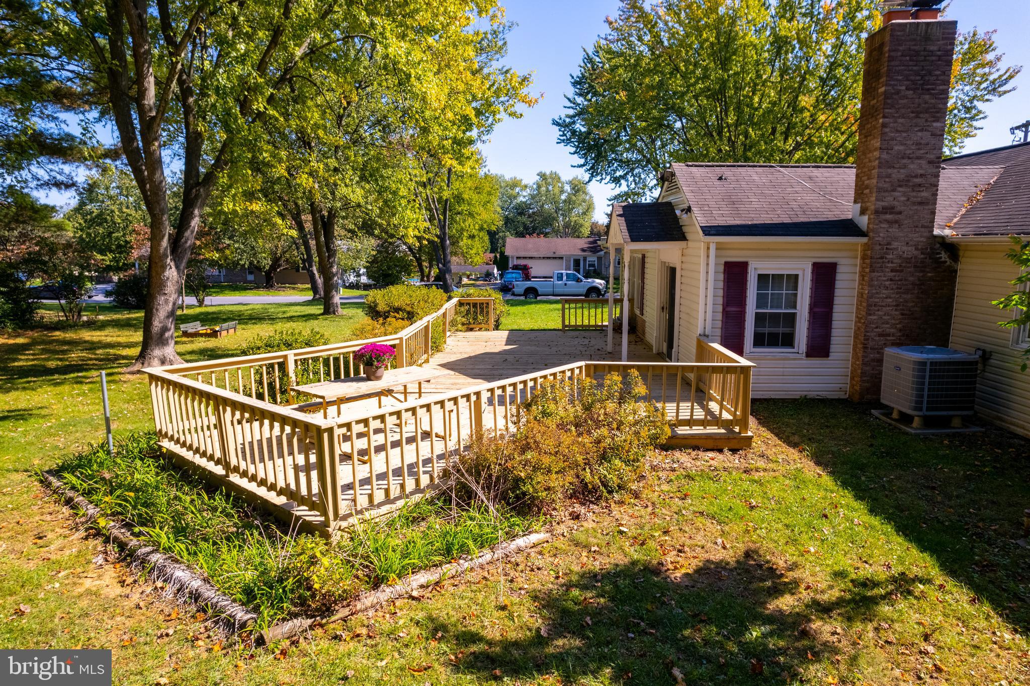 122 Hahn Rd