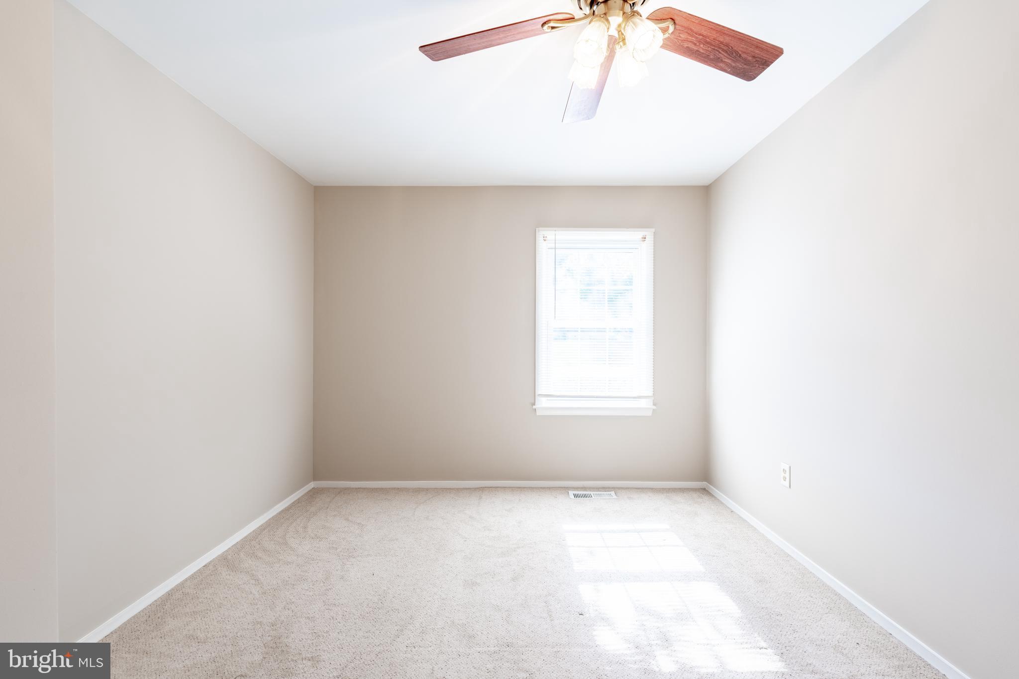 122 Hahn Rd