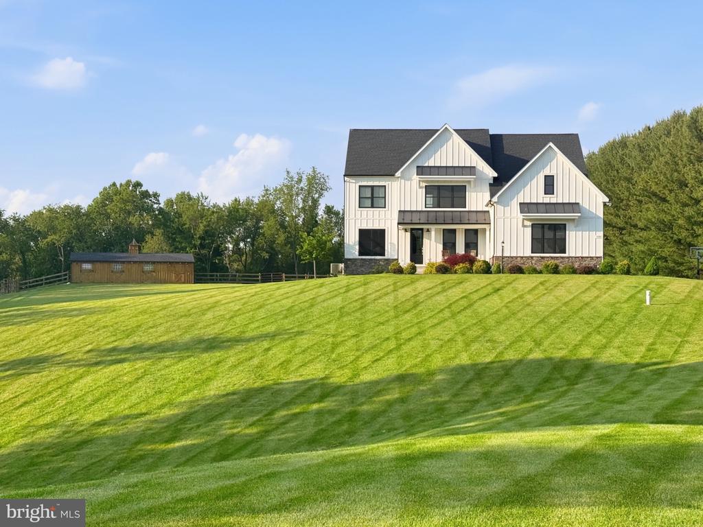 330 BROOKFIELD DRIVE
