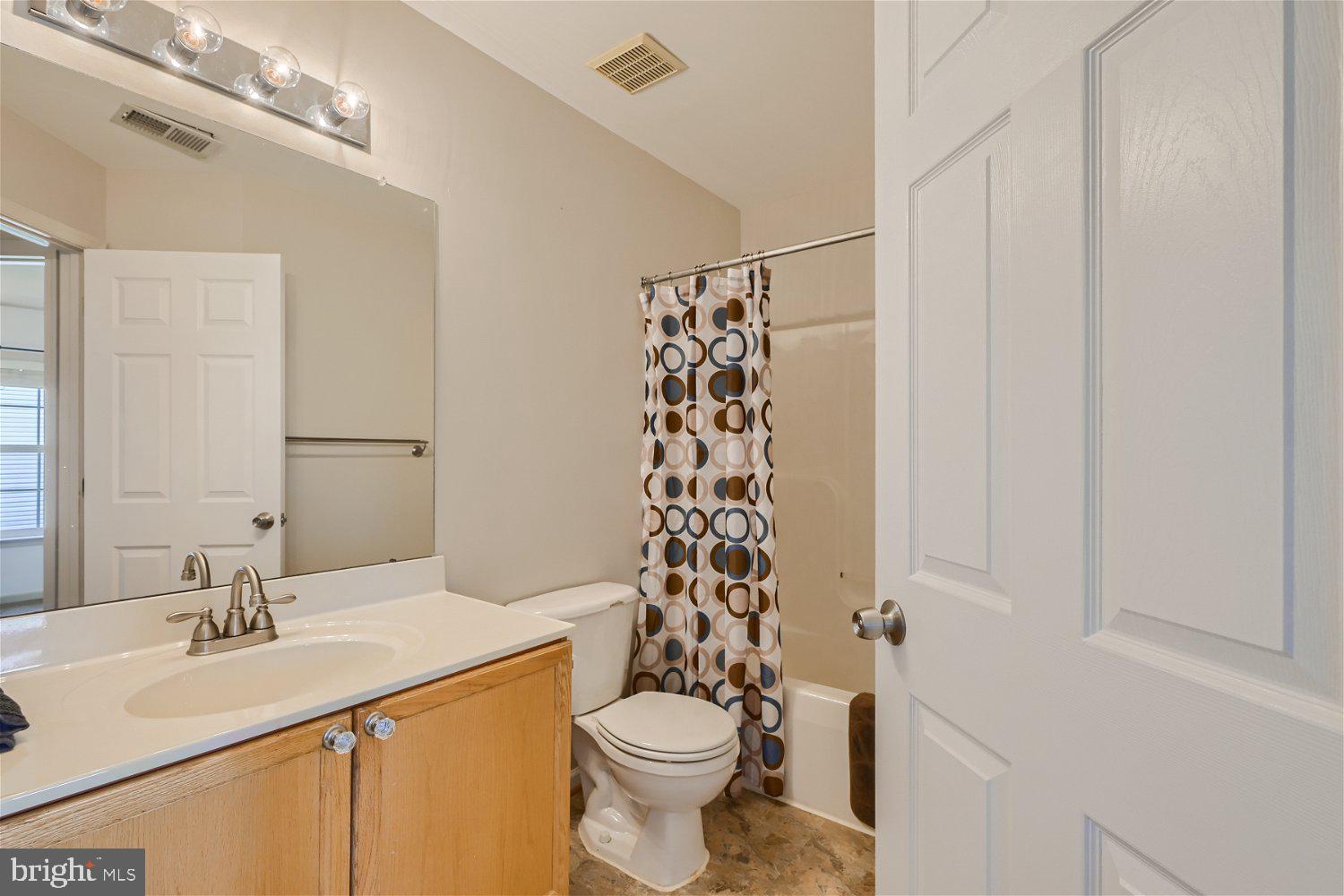 2036 Rosecrans Ct