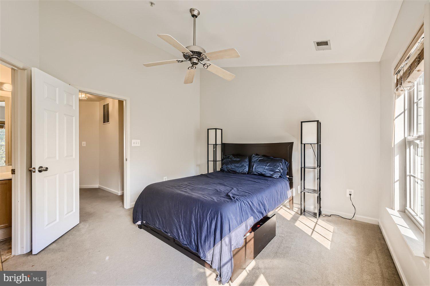 2036 Rosecrans Ct