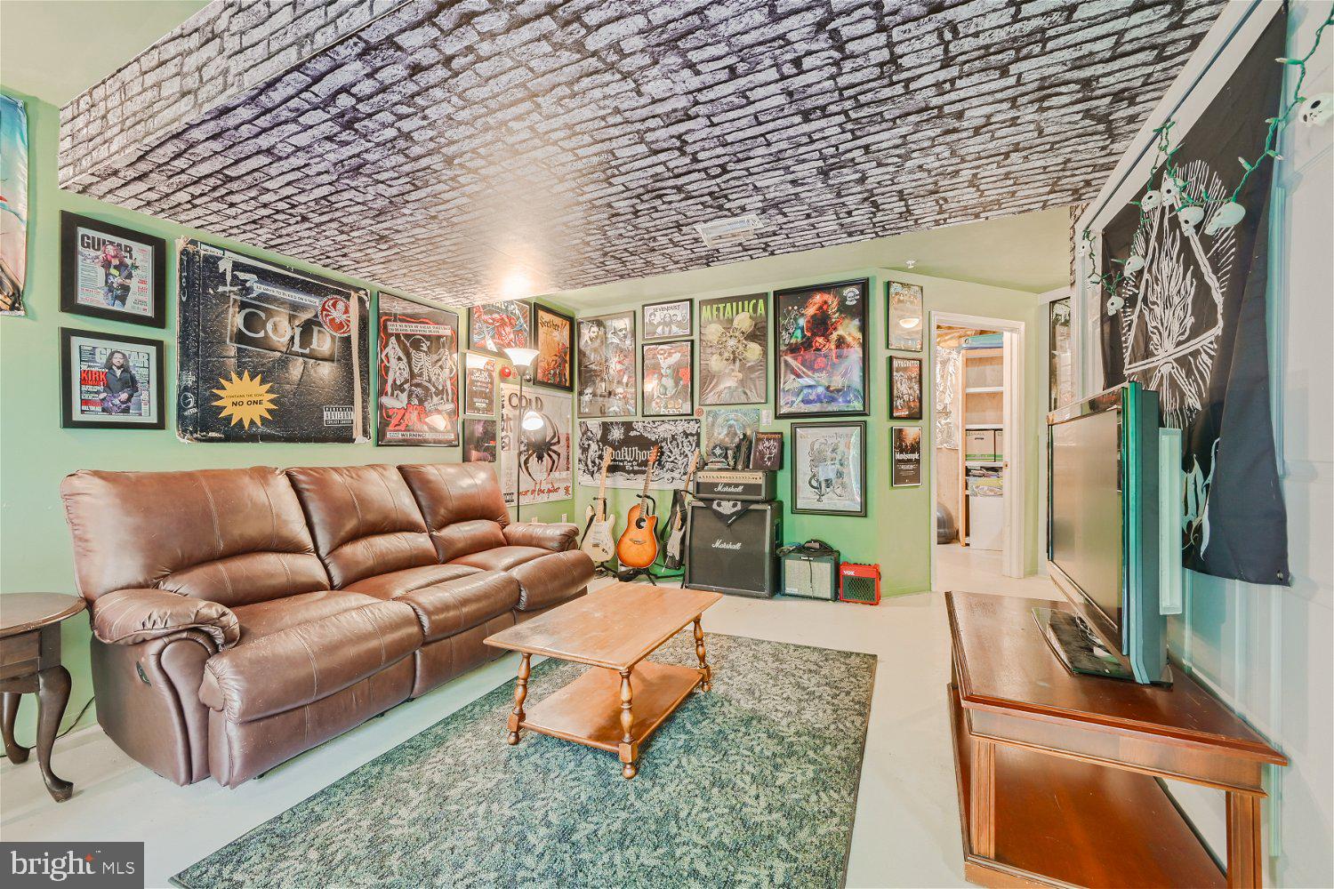 2036 Rosecrans Ct