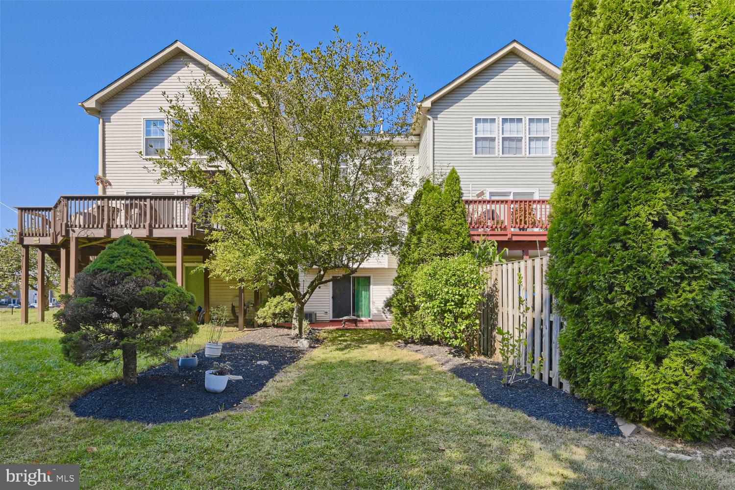 2036 Rosecrans Ct