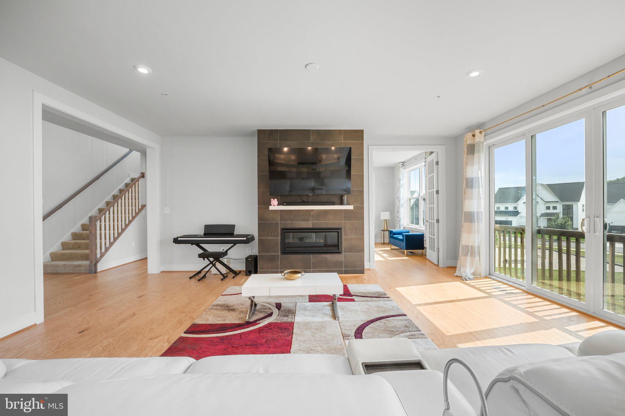 10960 Tavern Mews