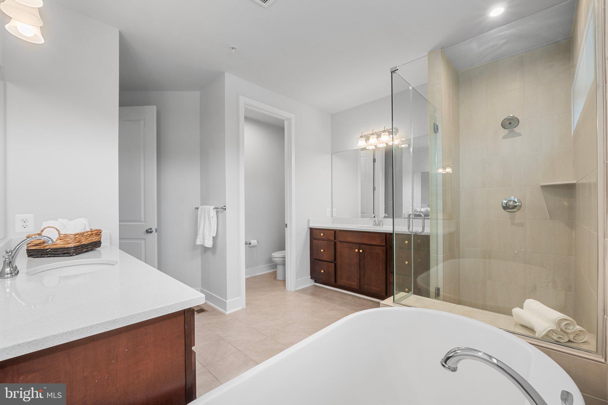 10960 Tavern Mews
