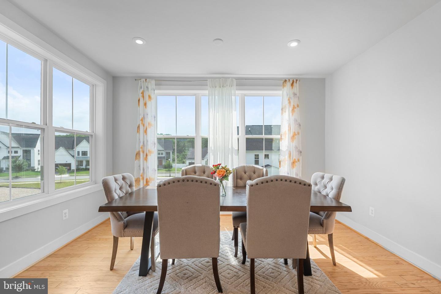 10960 Tavern Mews