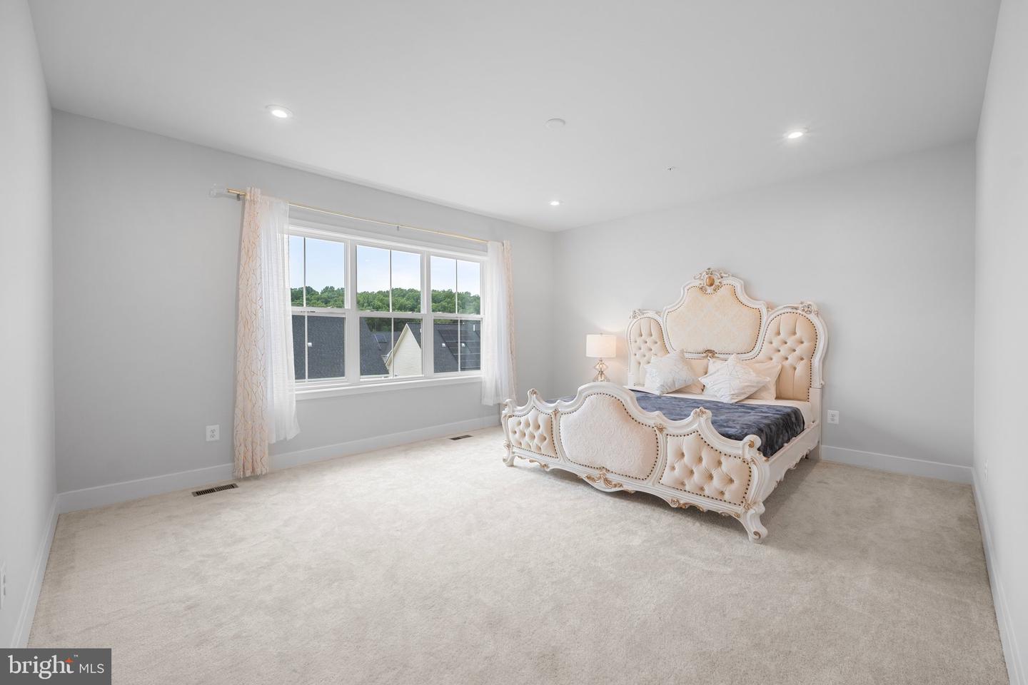 10960 Tavern Mews