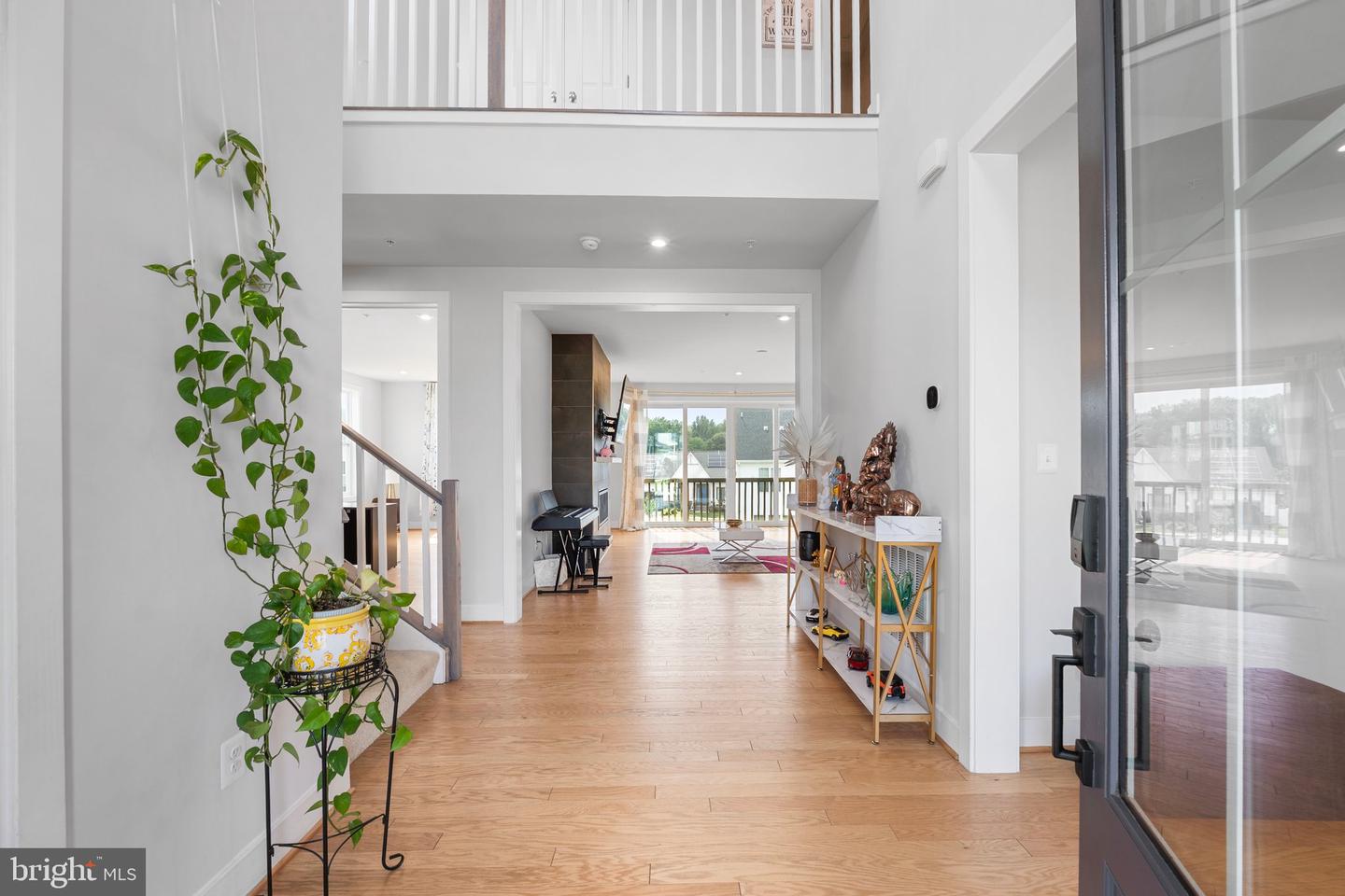 10960 Tavern Mews