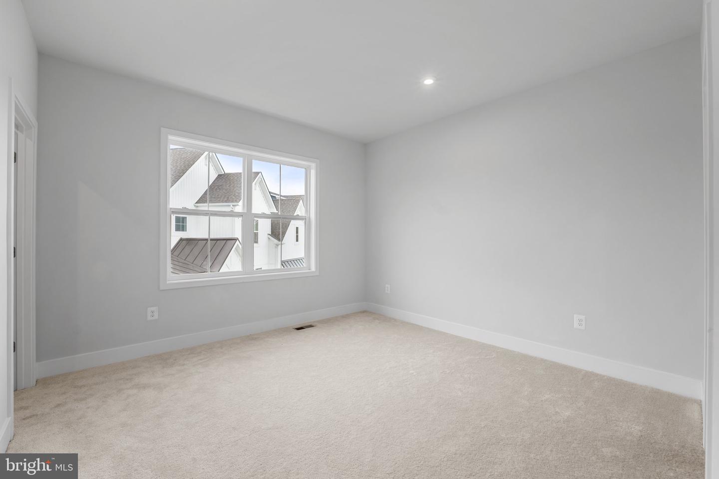 10960 Tavern Mews