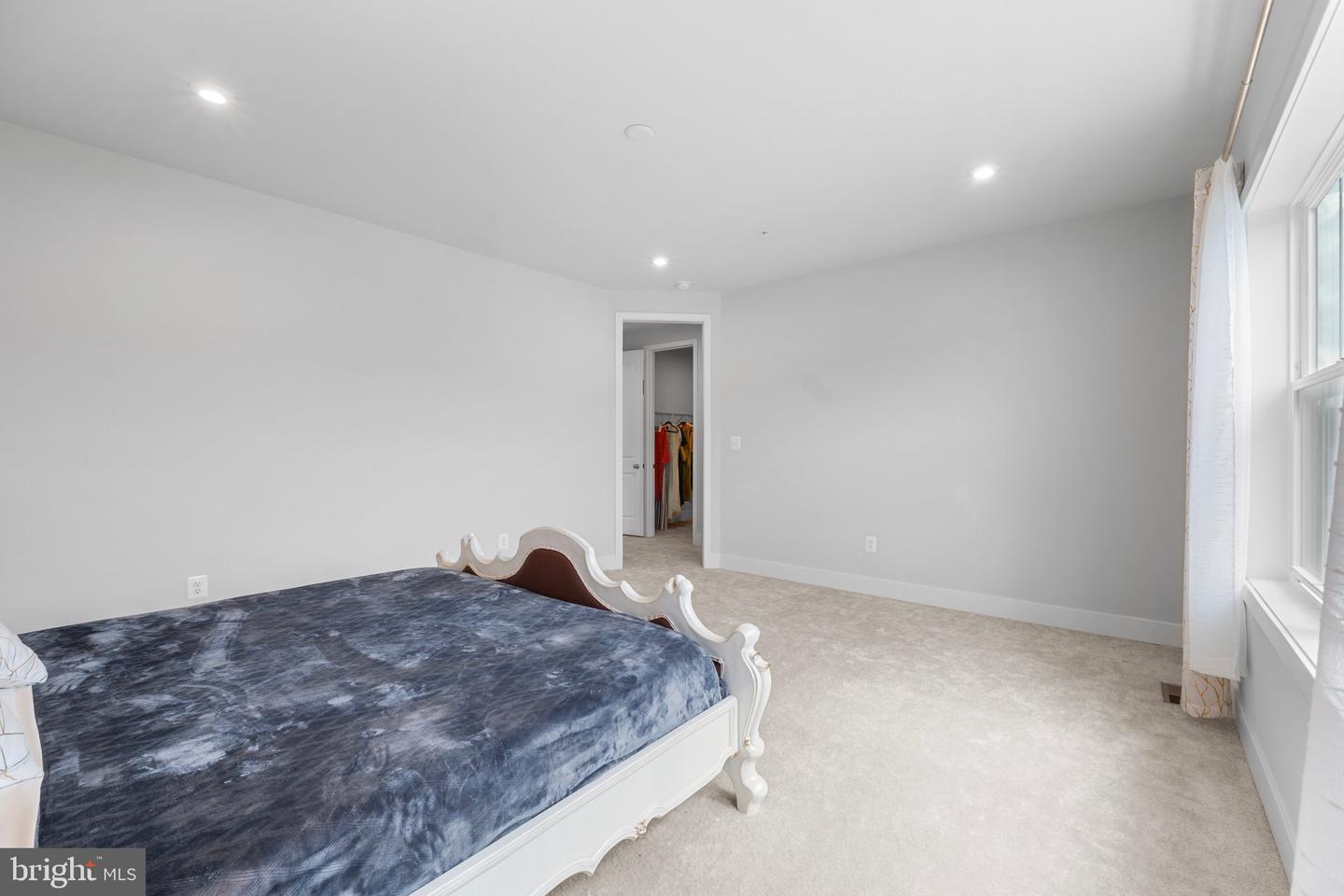 10960 Tavern Mews