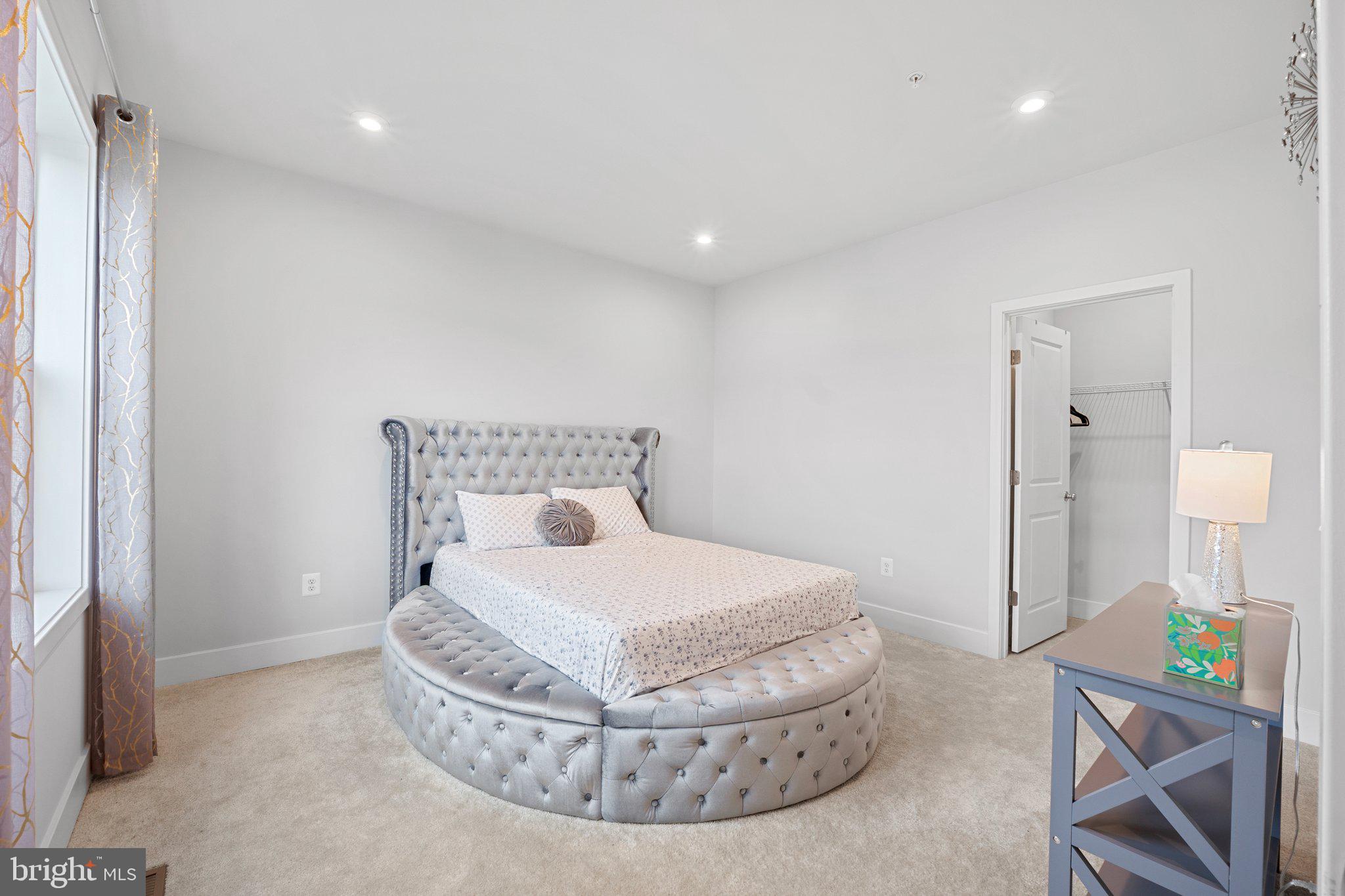10960 Tavern Mews