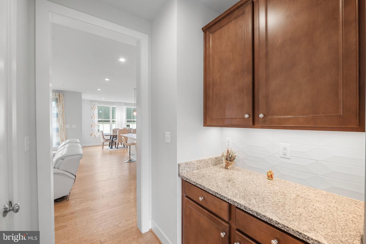 10960 Tavern Mews