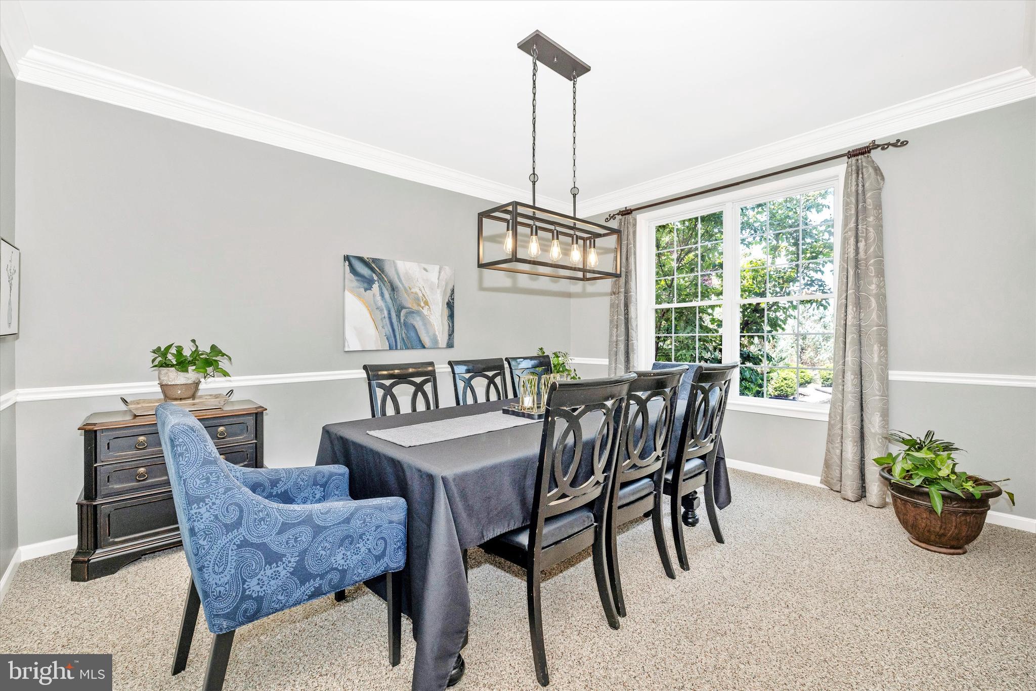 211 Creek Walk Dr