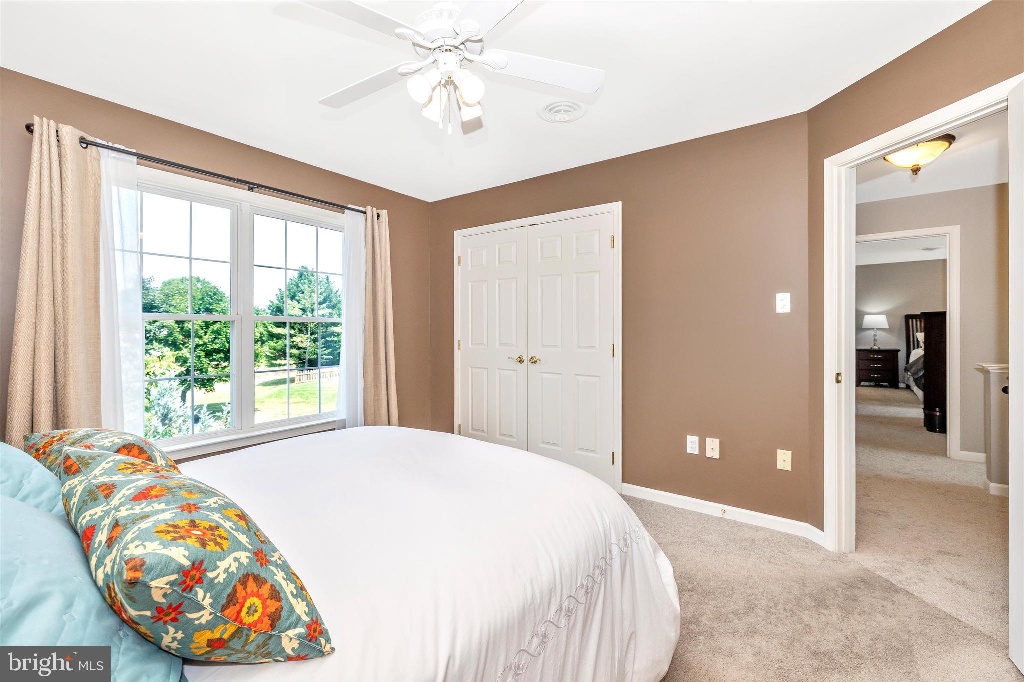 211 Creek Walk Dr