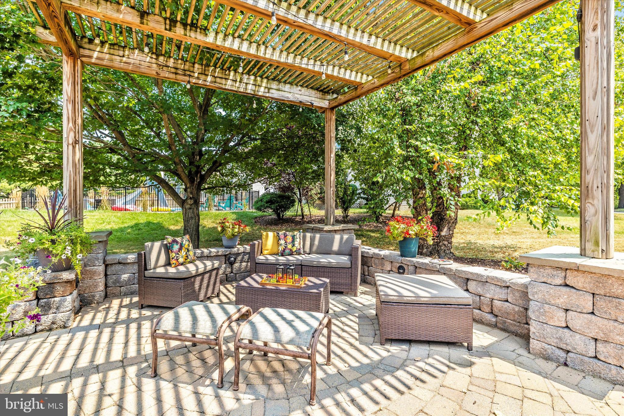 211 Creek Walk Dr