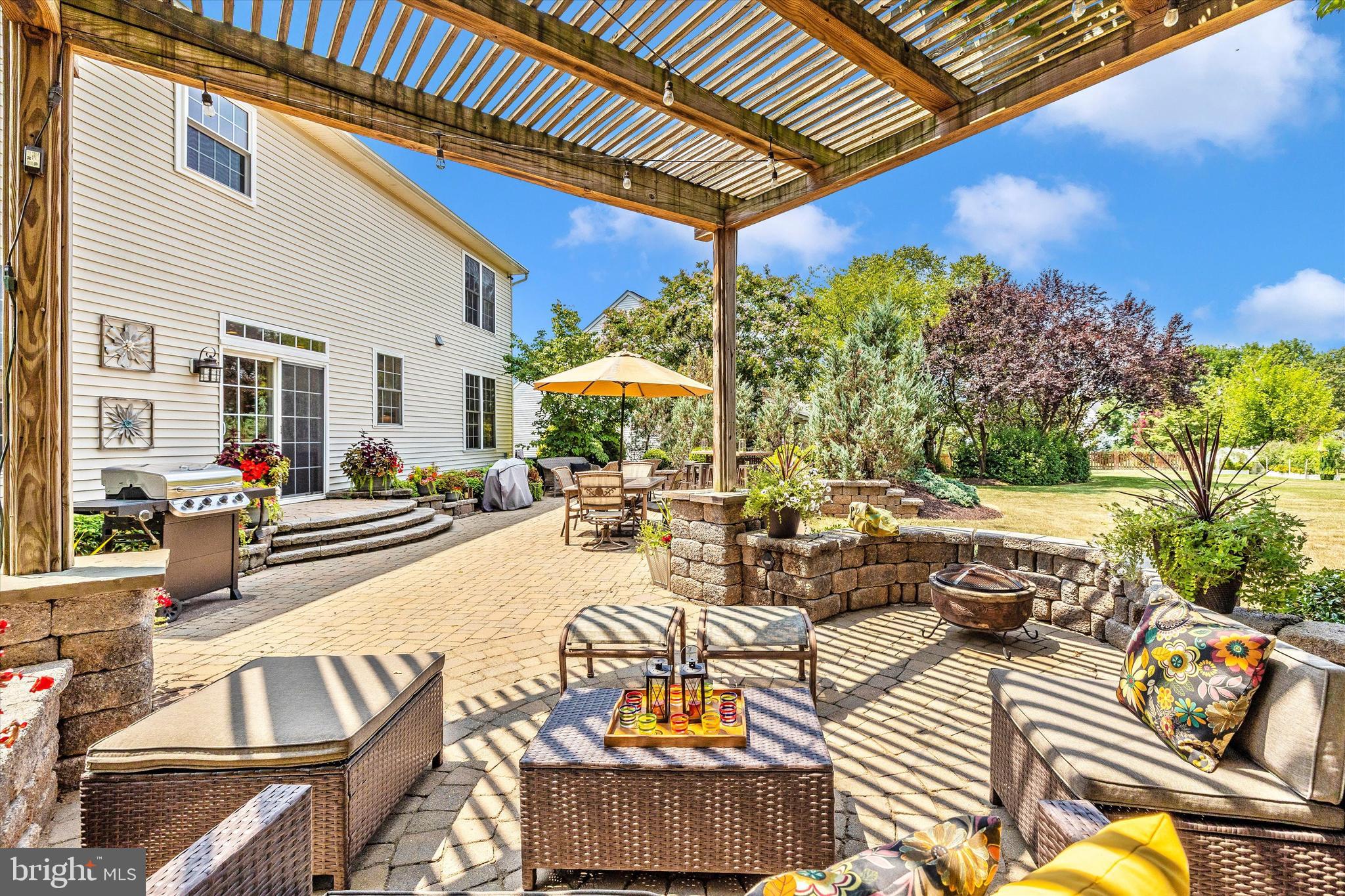 211 Creek Walk Dr