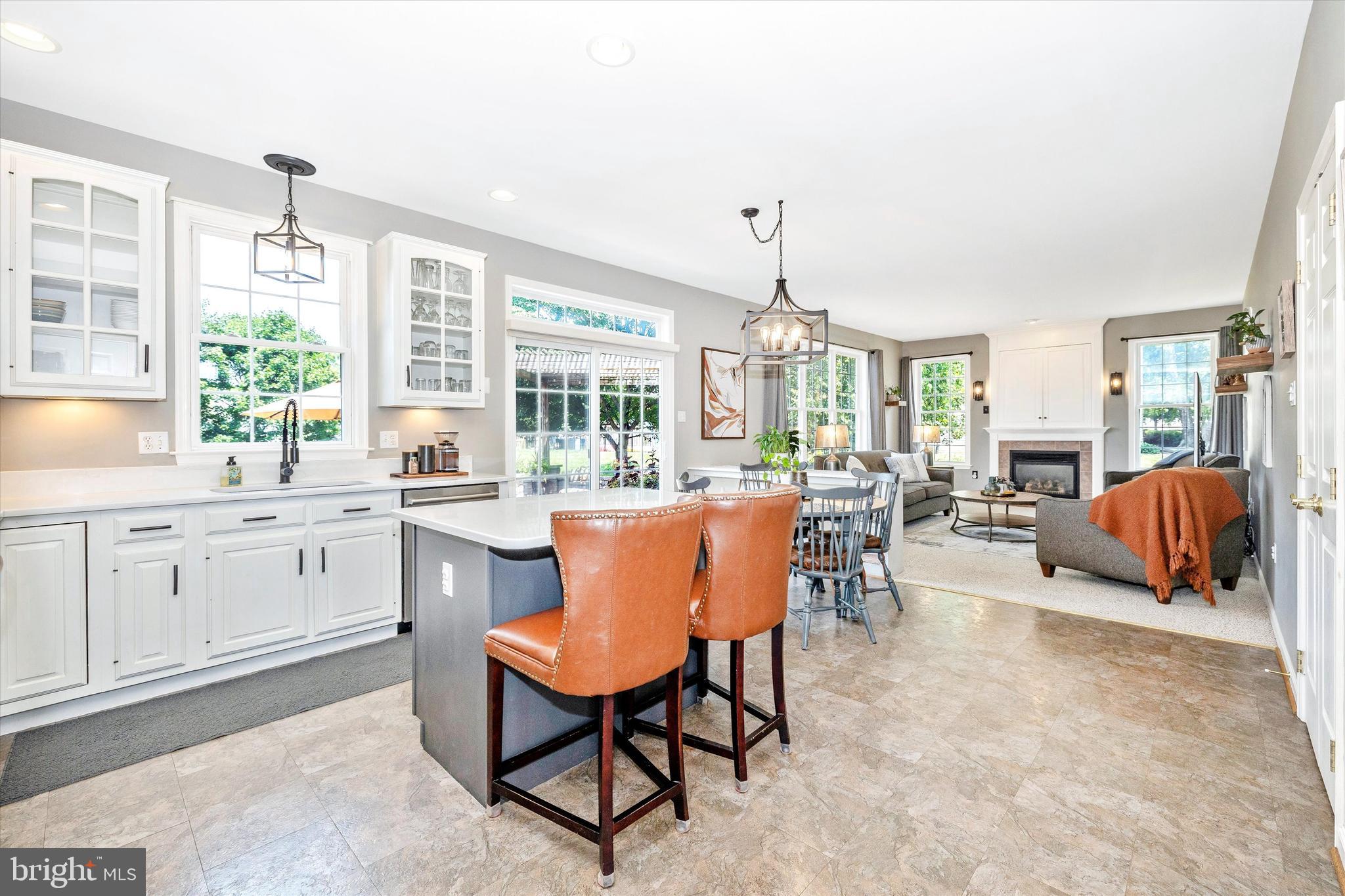 211 Creek Walk Dr