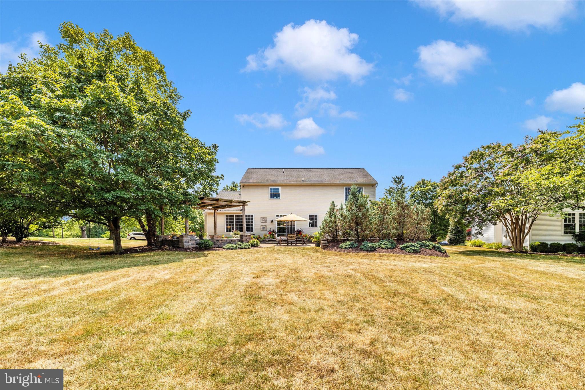211 Creek Walk Dr