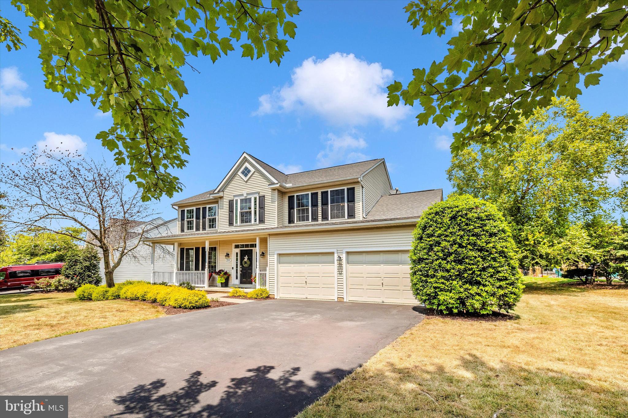 211 Creek Walk Dr