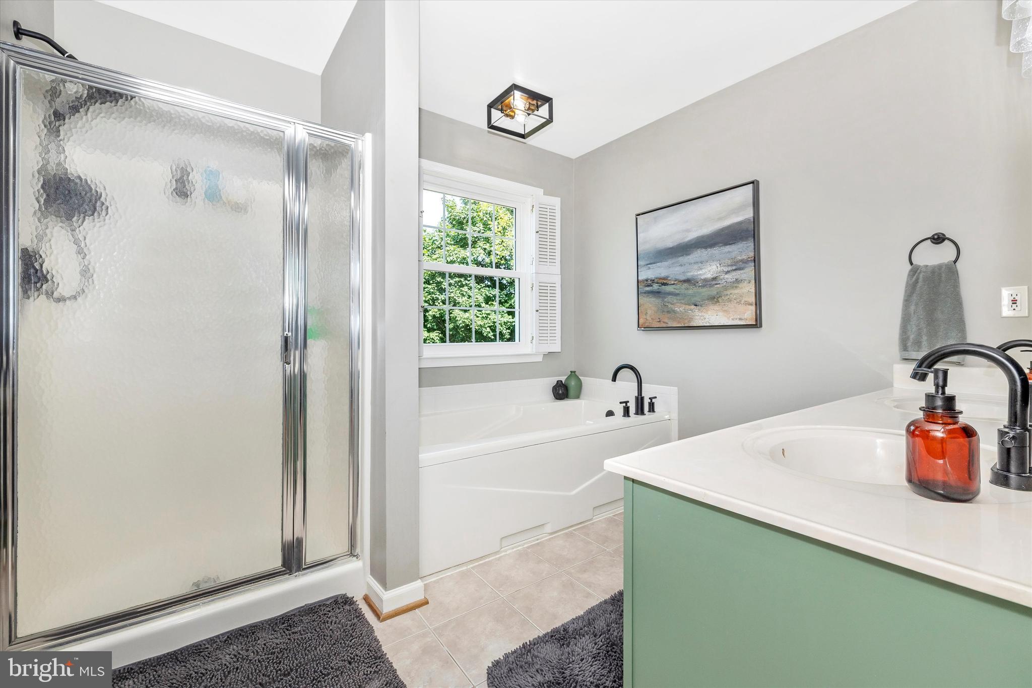 211 Creek Walk Dr