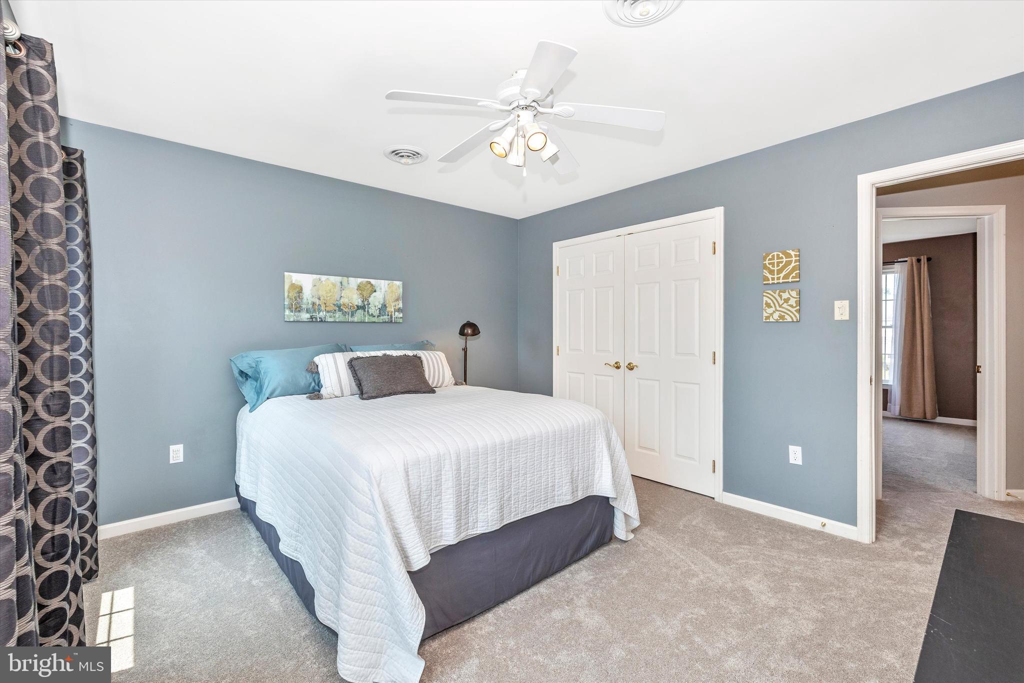 211 Creek Walk Dr