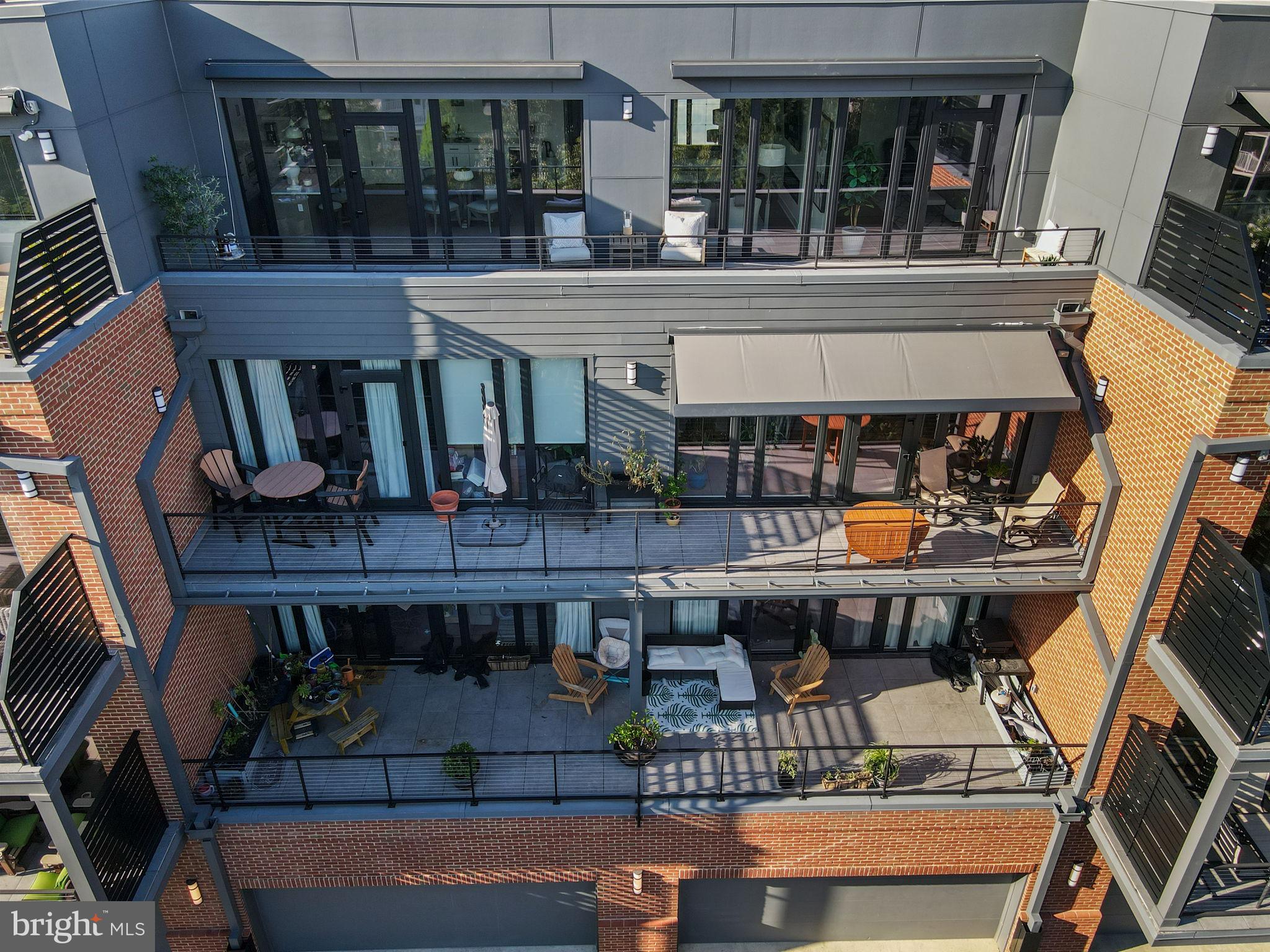 210 SECOND STREET E 402