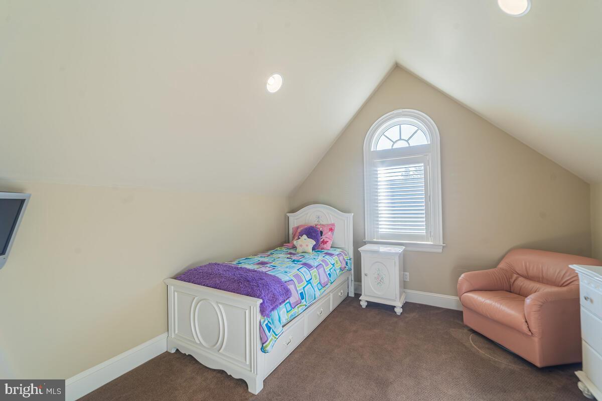 574 Rock Lodge Rd