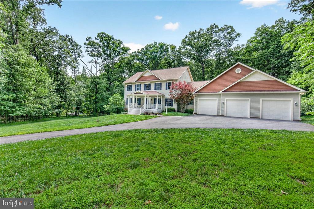 2516 DAISY ROAD