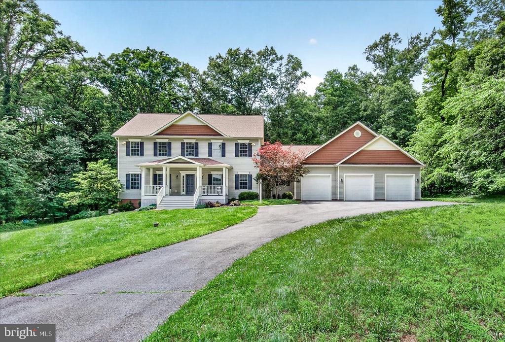 2516 DAISY ROAD