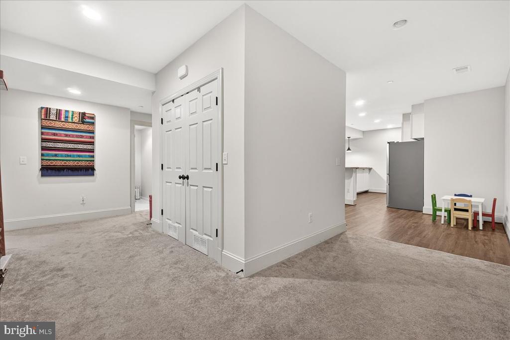 2516 DAISY ROAD