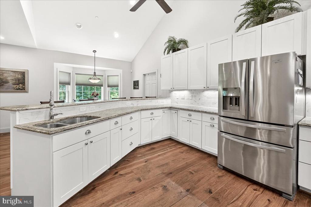 2516 DAISY ROAD