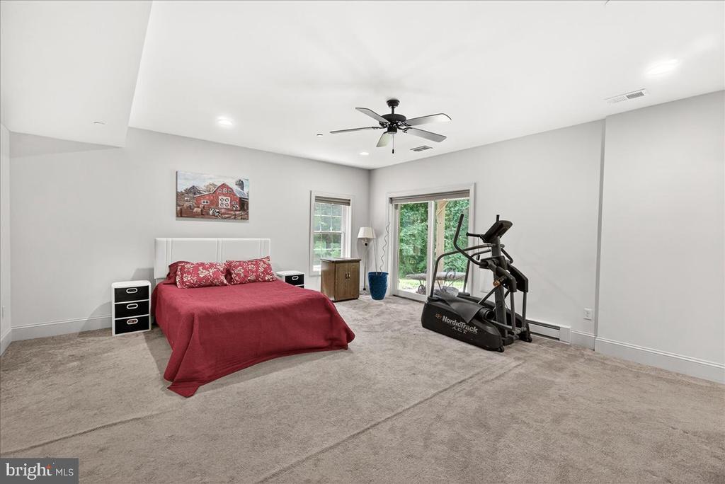 2516 DAISY ROAD