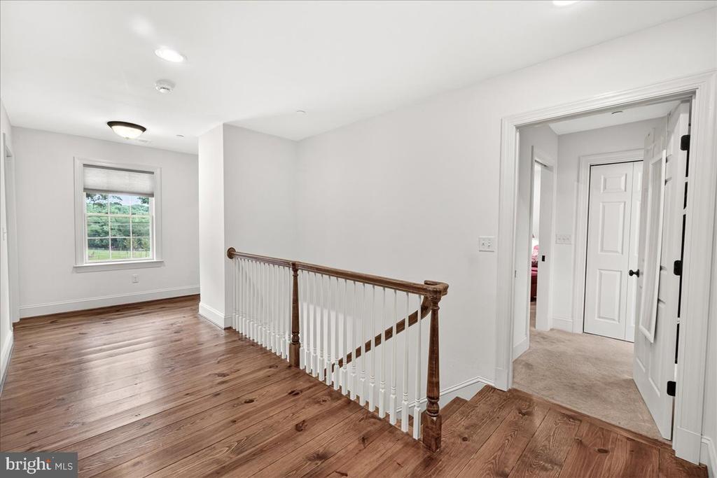 2516 DAISY ROAD