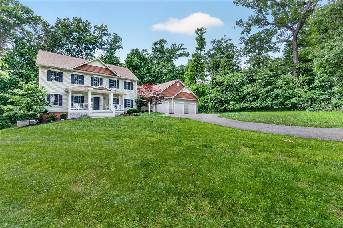 2516 DAISY ROAD